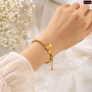 750 Hallmarks 18K Gold Love Chain Bracelet