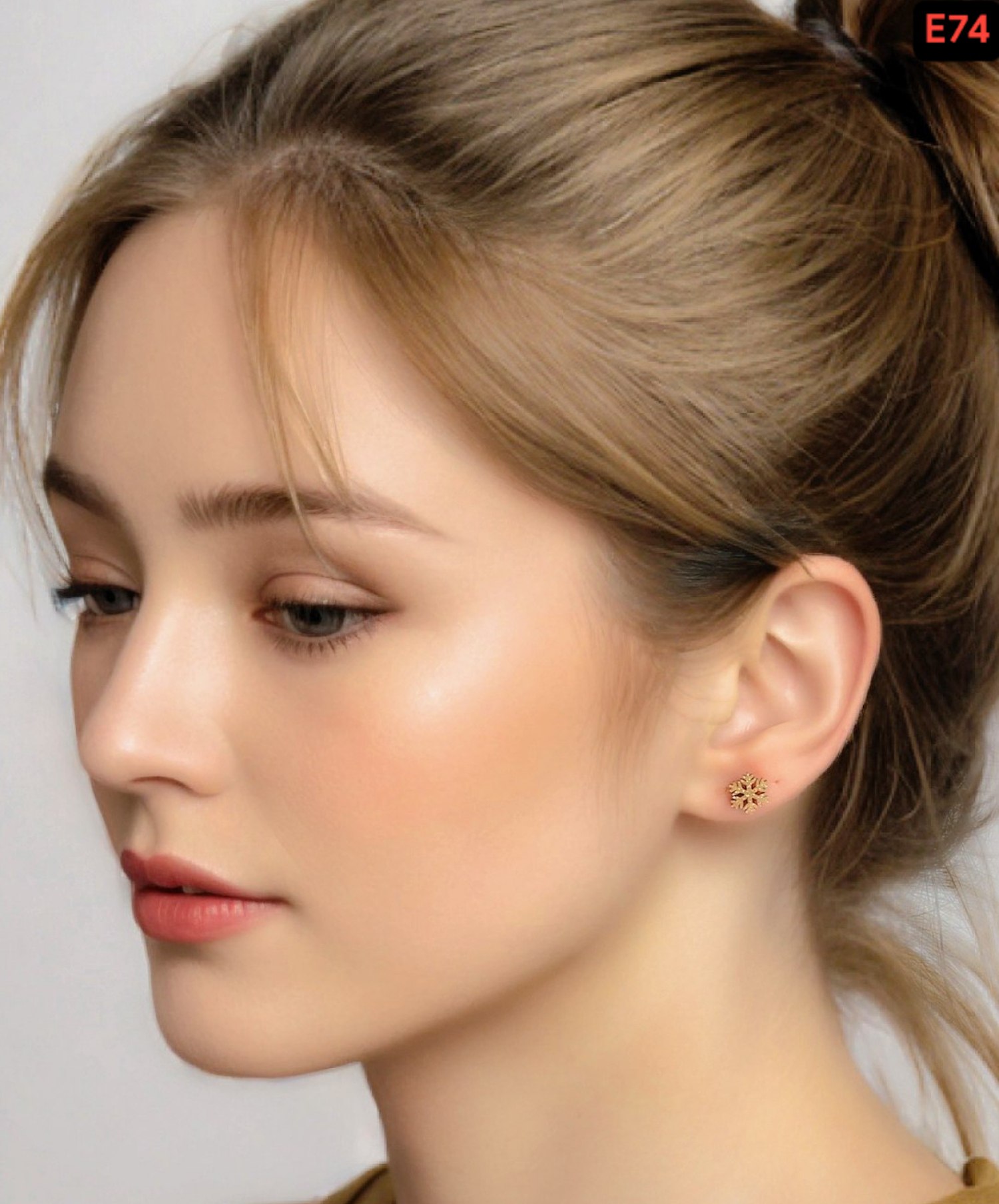 Snowfall 18K Gold Earrings - Image 3