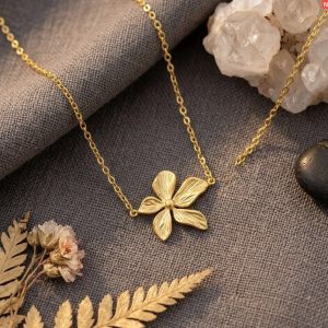 Five Petals Stainless Steel Necklace