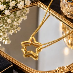 Big Hollow Star Round chain Necklace