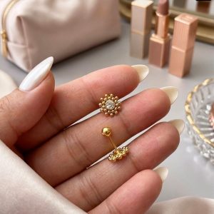 Middle Zircon Multi Ball screw earring